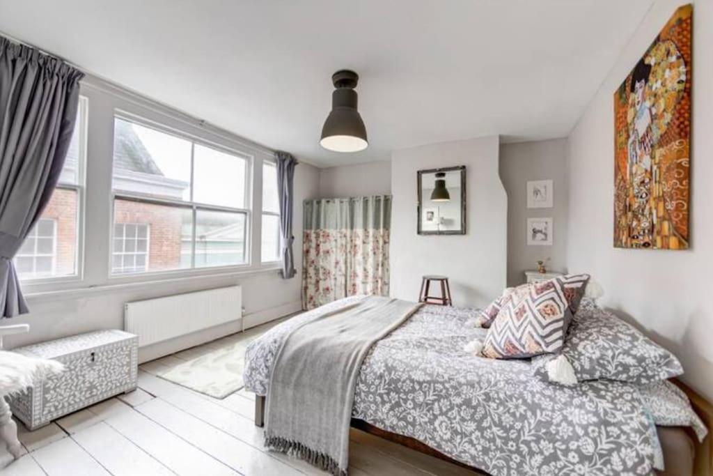 Heart Of The Beautiful Old Town Apartment Hastings Bagian luar foto